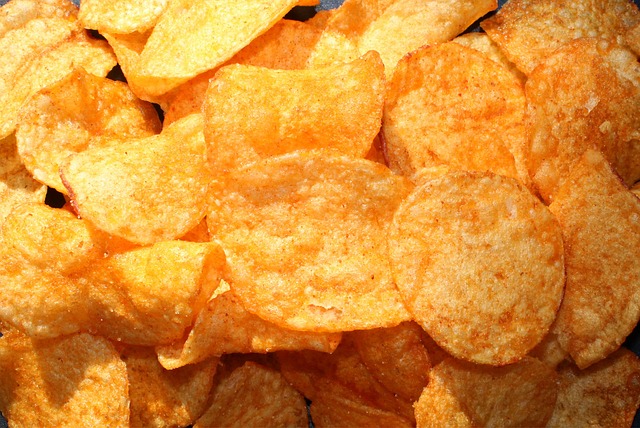 paprikové chipsy